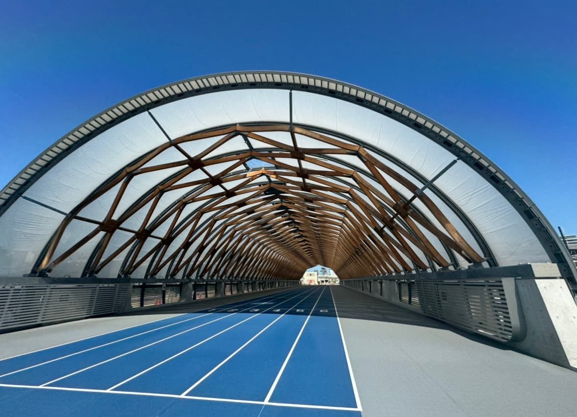 ④ブリリアランニングスタジアム1