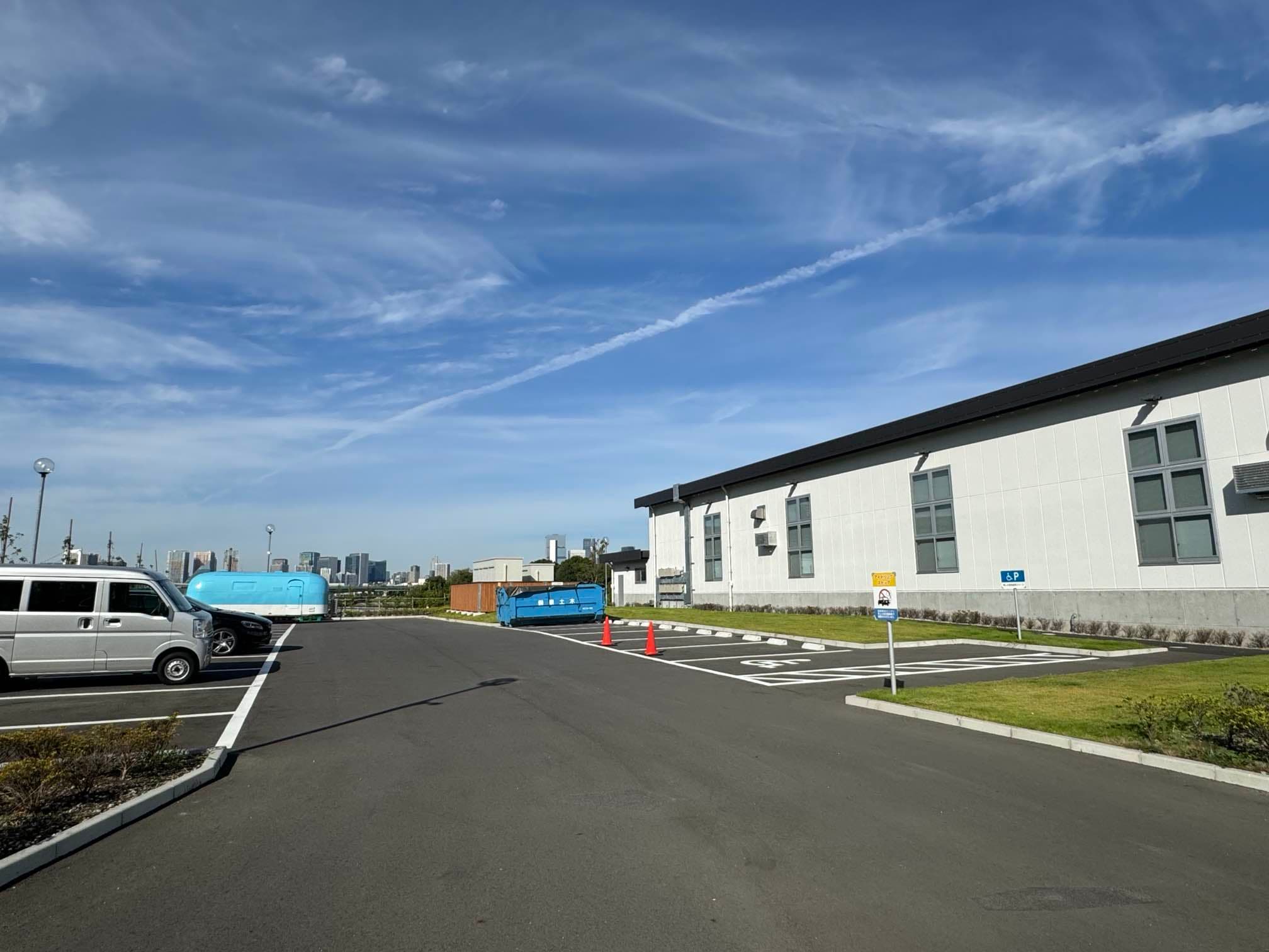 ⑪西駐車場1